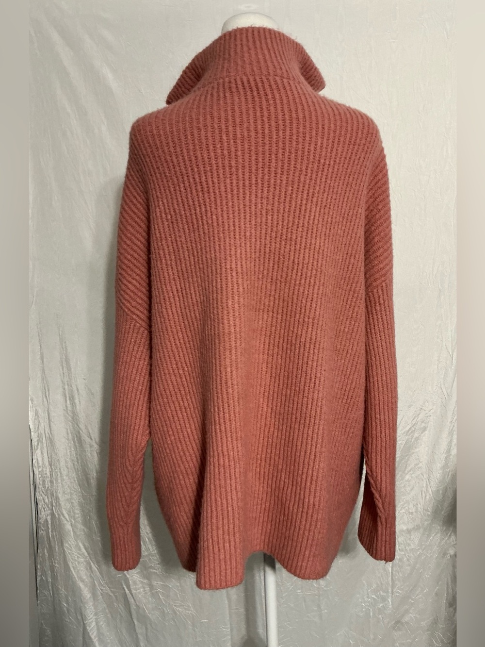 Oversized Quarter-Zip Ribbed Sweater - Dusty Rose - Picture 3 of 6